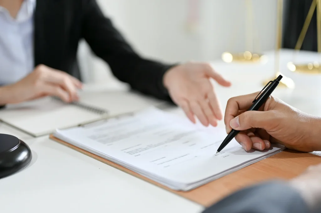 VEFA : à quel moment signe-t-on l’acte authentique de vente?